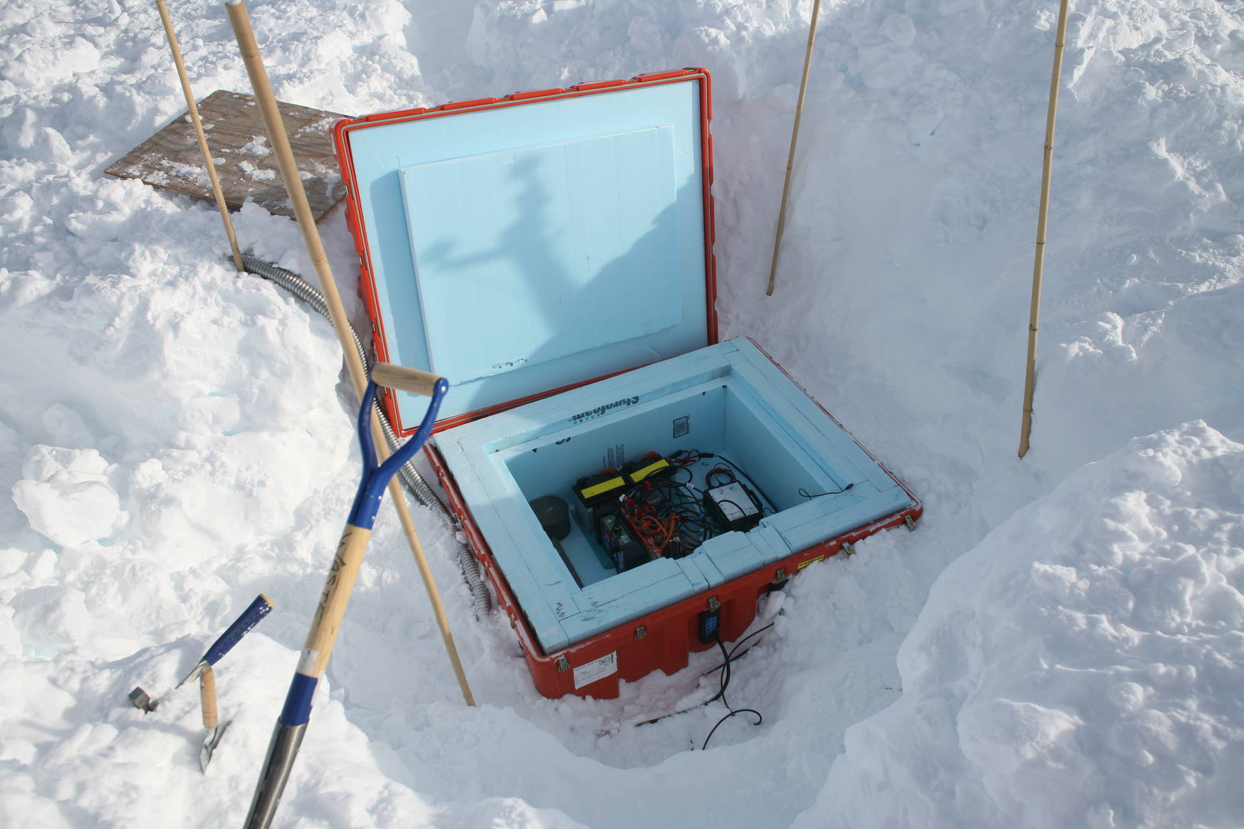 The equipment under ground is throroughly protected and insulated.