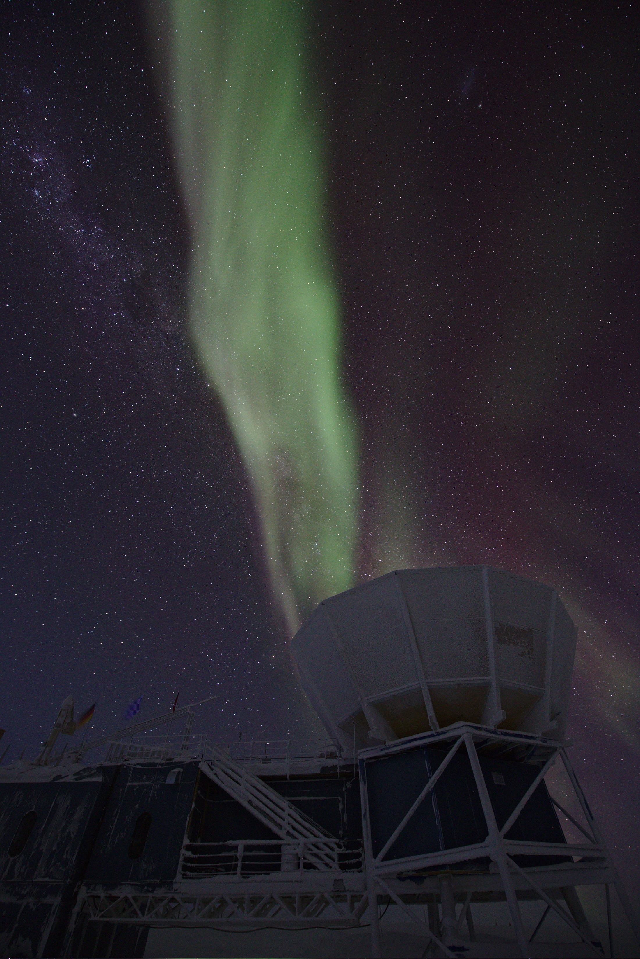 The SPUD telescope ground shield with strong auroras above it